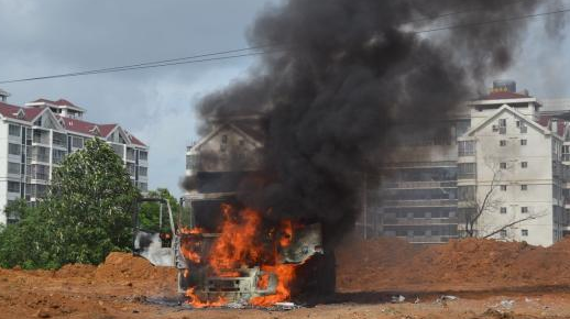 安全第一條，且看電網(wǎng)高壓警示器